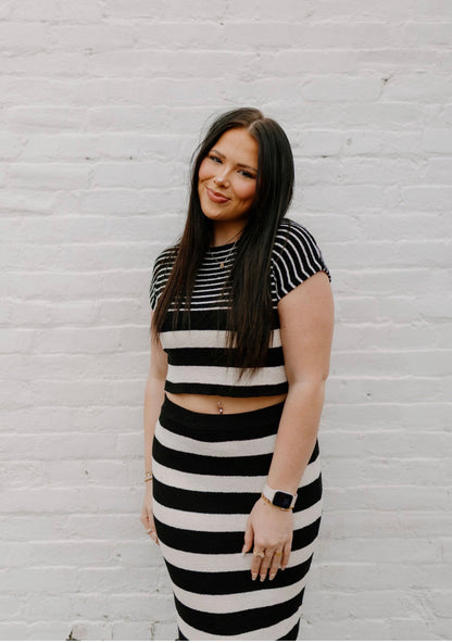 Black & White stripped set
